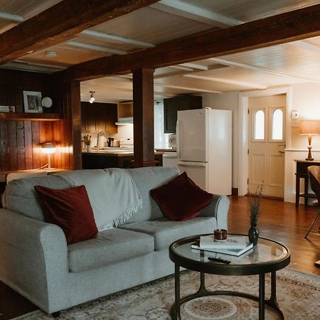Auberge De L'Ouest Deschambault Экстерьер фото